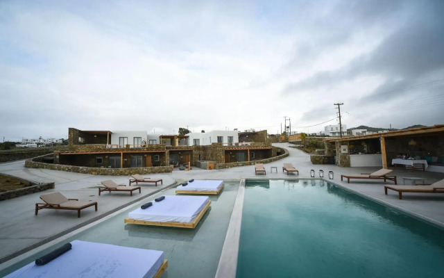 Myconian Crown Suites