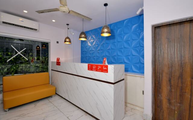 OYO Townhouse 539 Transit Express