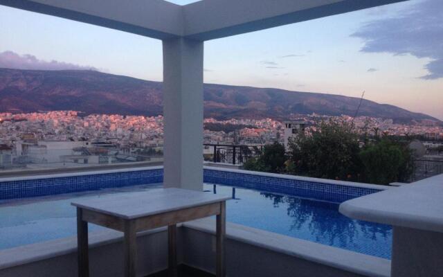 Lycabettus Hill Penthouse, Private Roof Garden & Pool