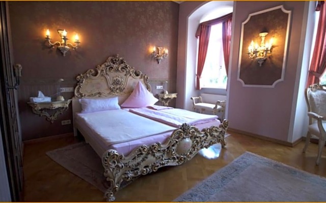 Schloss Sennfeld