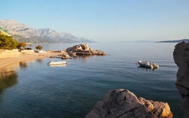 Beachfront Apartment In Dalmatia