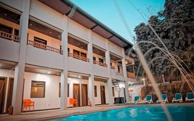 Charms Hotel