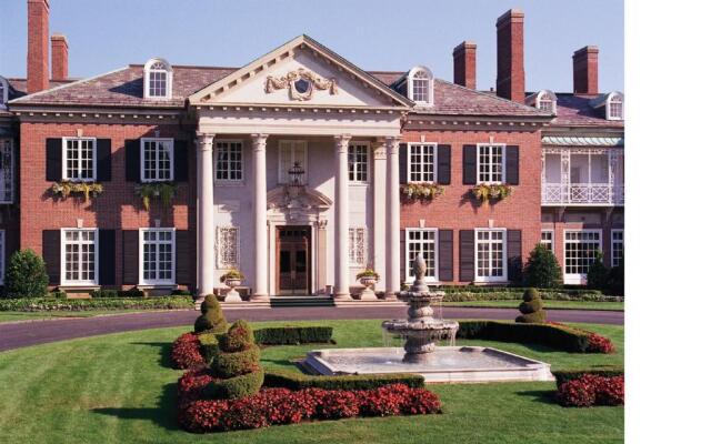 The Mansion at Glen Cove