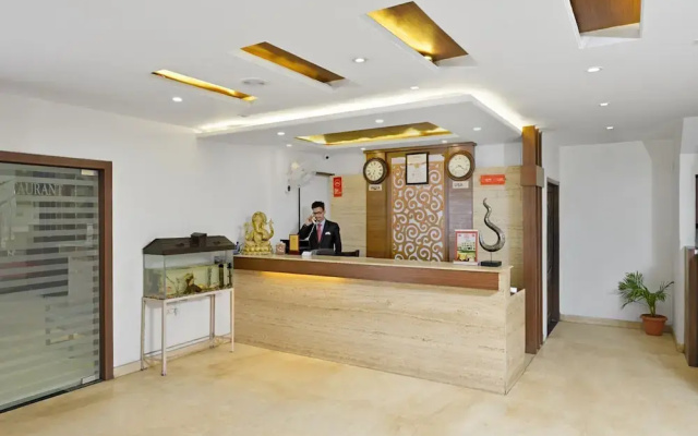Hotel Paras