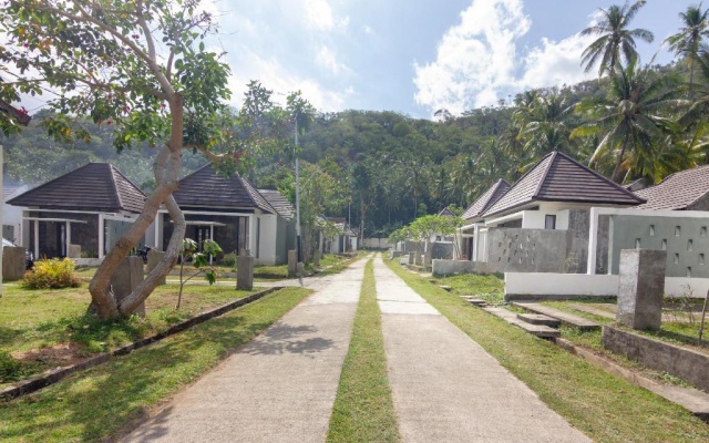 OYO 3796 Senggigi Villas – Outside – Senggigi
