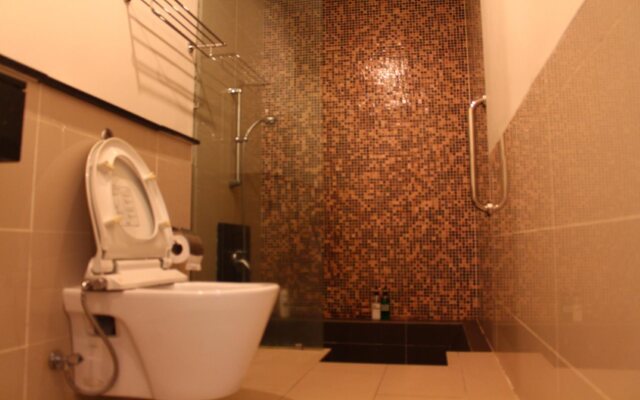 LTS Homestay at Swiss Garden Residence