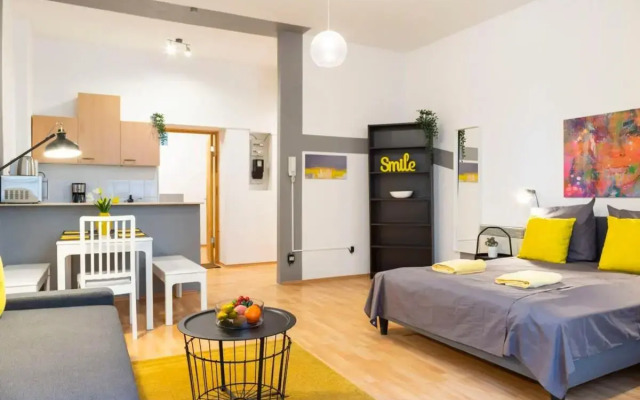 Cozy 2 room apartment next to Hermannstraße