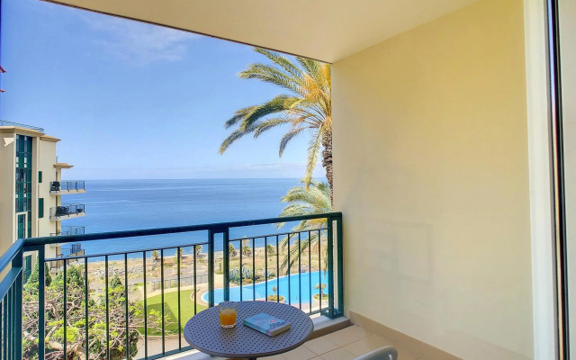 Vila Formosa Top View by MHM