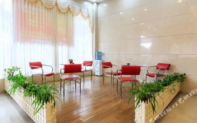 Yangjiang Fangyuan Business Hotel