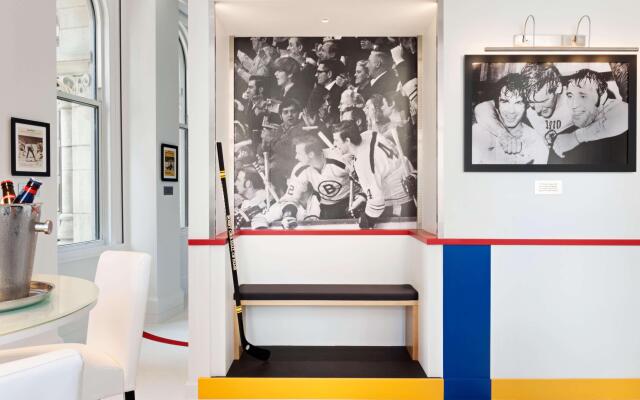 The Ames Boston Hotel, Curio Collection by Hilton