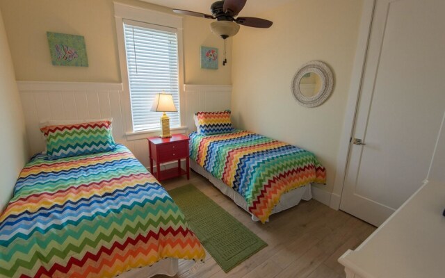 Coastal Horizons Apartment 6