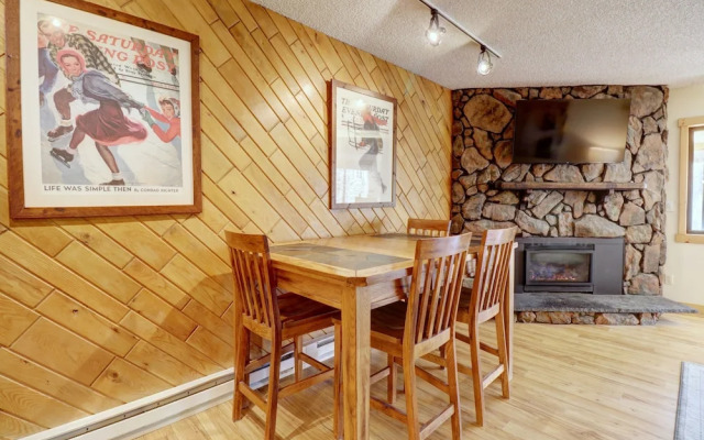 Pet-friendly Very Spacious Condo - BE108 by RedAwning