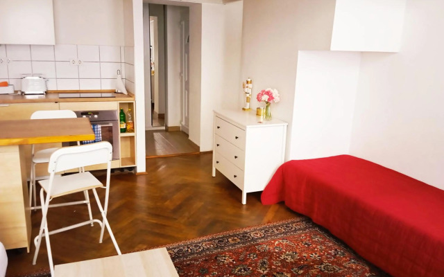 Cozy studio in central Budapest near ruined bars