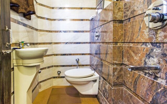 FabExpress Royal Residency Suites