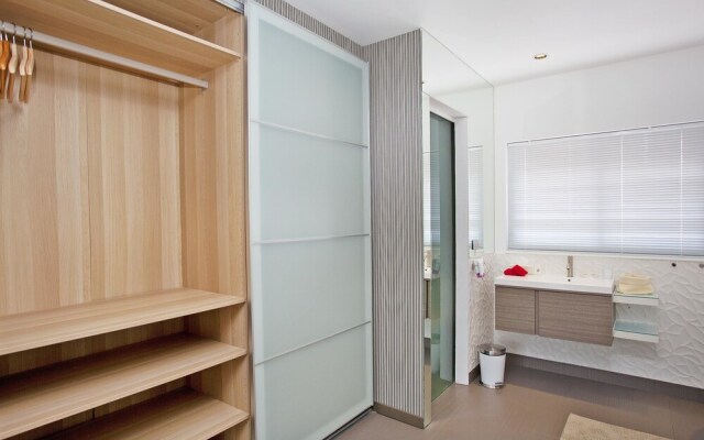 Majestic Design Villa