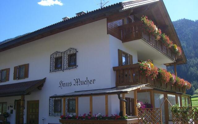 Haus Mucher