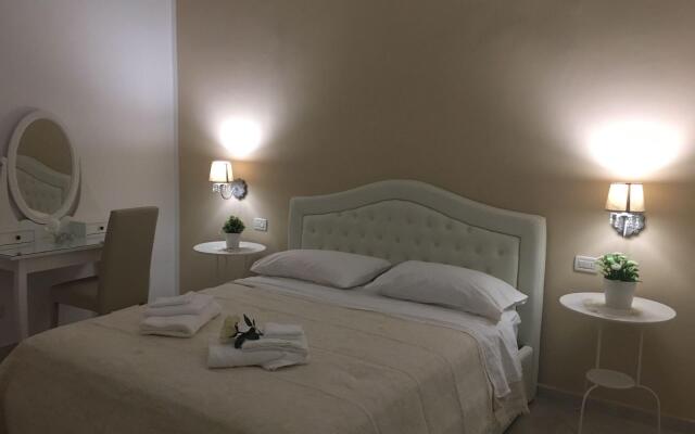 Queen chic apartment