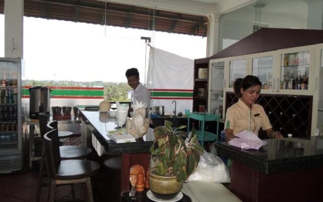 Tra Ny Ka Hotel & Restaurant