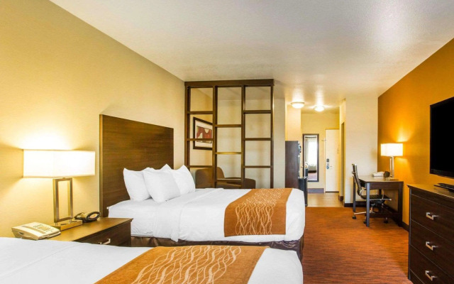 Comfort Suites