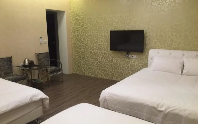 Summer Travel B&B