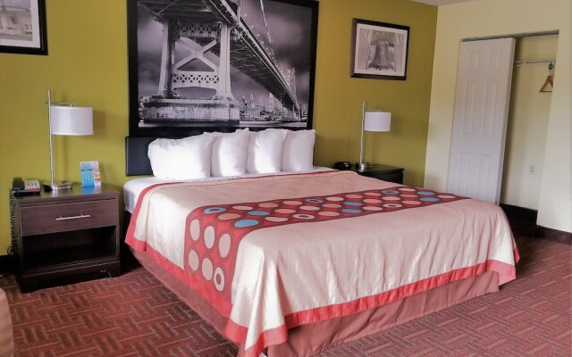 Super 8 by Wyndham Bellmawr NJ/Philadelphia PA Area