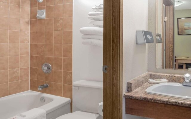 Park Inn by Radisson Osoyoos
