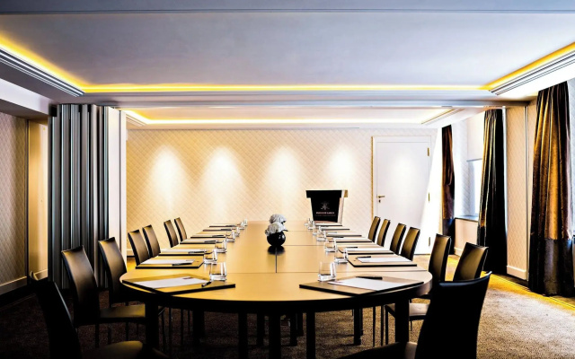 Prince de Galles, a Luxury Collection , Paris