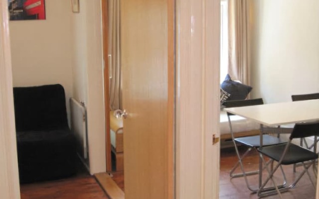 Trafalgar Square Apartments