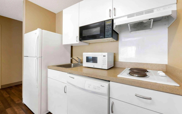 Extended Stay America Select Suites Jacksonville Southpoint