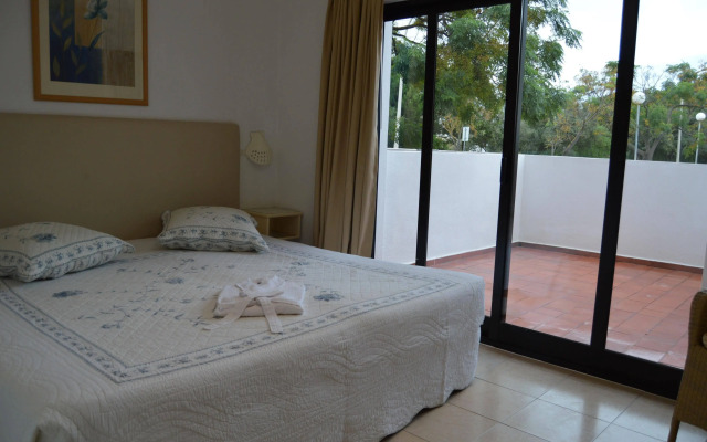 Mouraliz Apartmentos