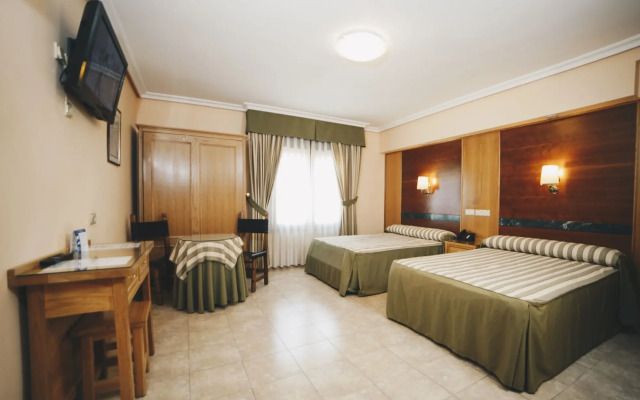 Hostal Los Gavilanes 2
