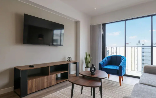w Fabulous 2BR w Balcony in Miraflores