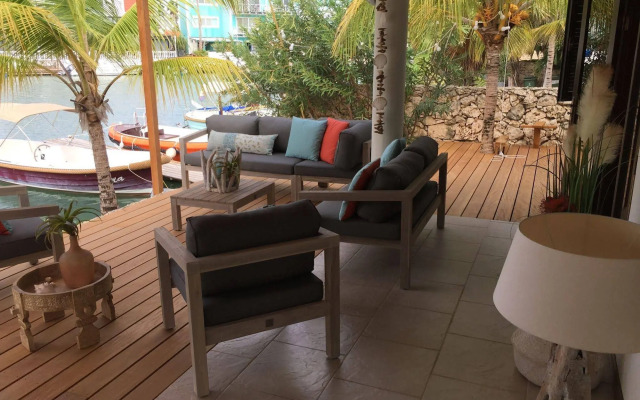 Lagoon Villas