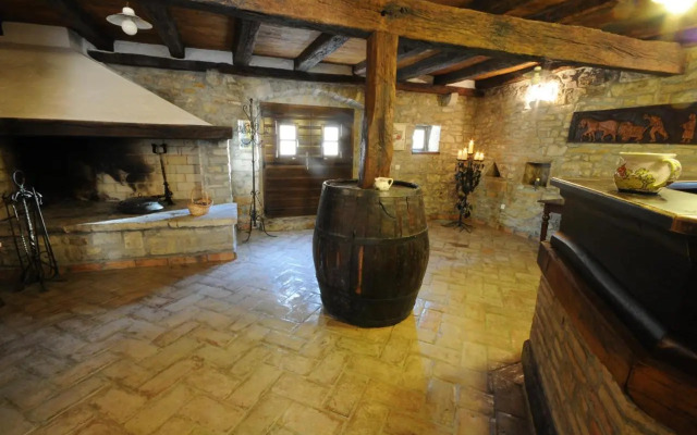 Holiday Homes Poli Svetega Antona