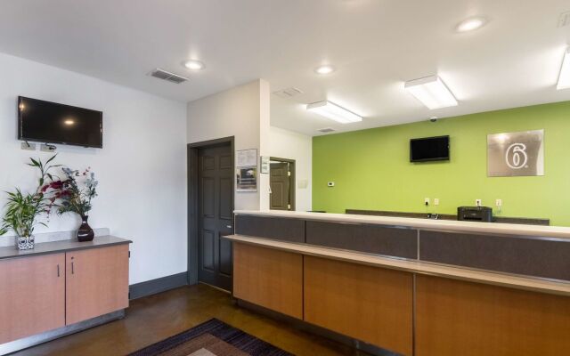 Studio 6-Lubbock, TX - Medical Center