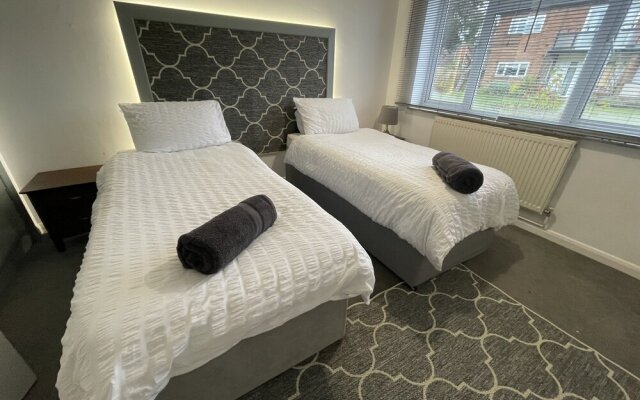 Continental Apartments - 2-bed Apartment in Fleet