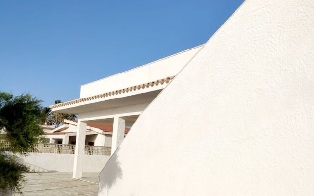 Casa baciata dal mare