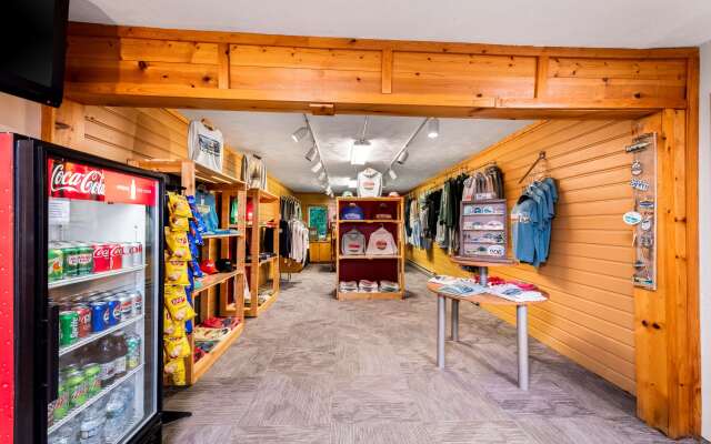 Quality Inn & Suites Munising