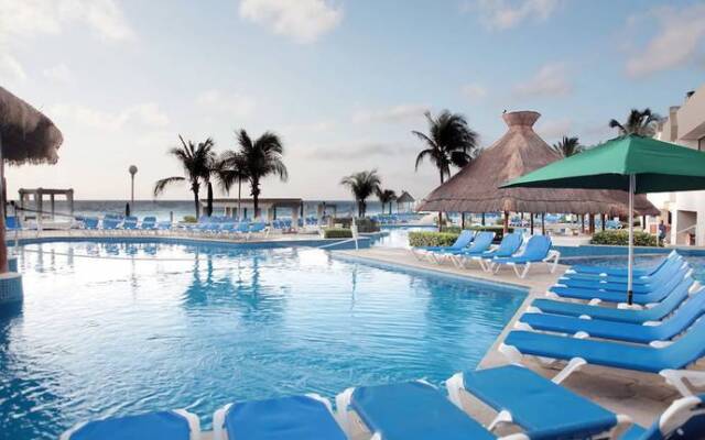 Club Royal Solaris Cancun - Premier All Inclusive