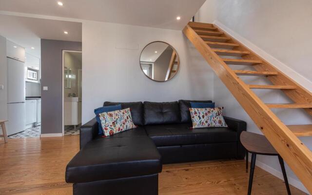 Graceful 2BDR Duplex Apartment by LovelyStay