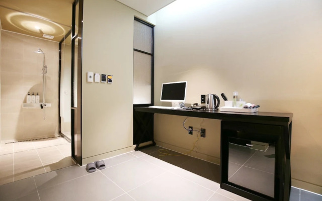 Cheongju Hotel Smart
