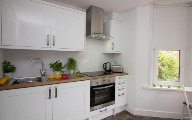 Beddoe Apartments