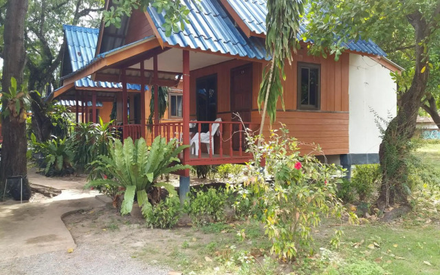Lanta Sunny House