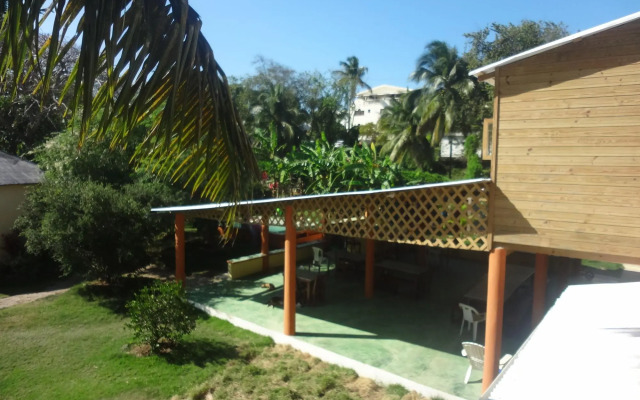 Gipsy Ranch Rooms - Hostel