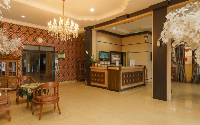 Hotel & Restaurant Sempurna by RedDoorz