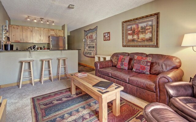 Amazing Ski in-out Condo With Mountain Views - FP114 by RedAwning