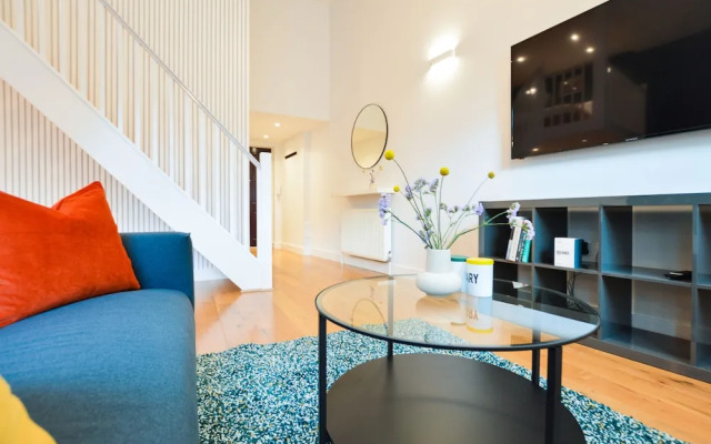 Spacious West Hampstead Apartment by Concept Apartments