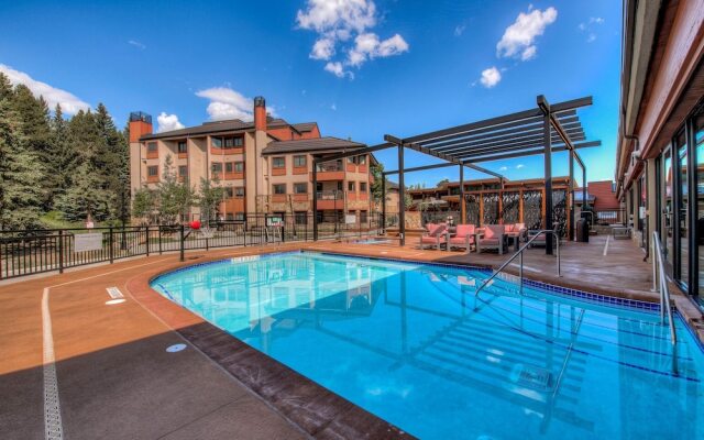 Ge At Breckenridge Chateaux 1023 2 Bedroom Condo by RedAwning