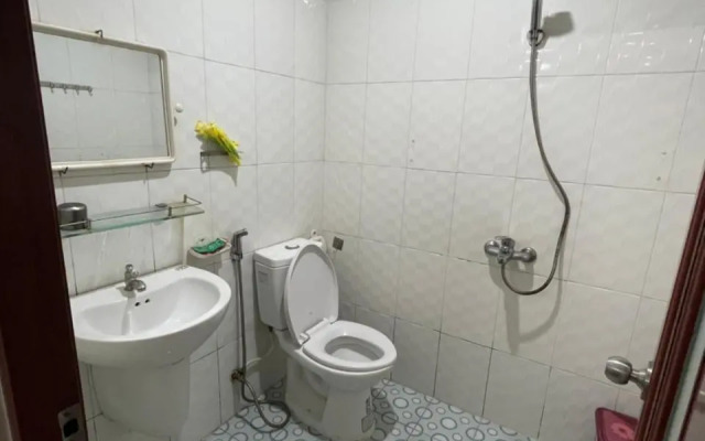 Nhu Hoai Hotel