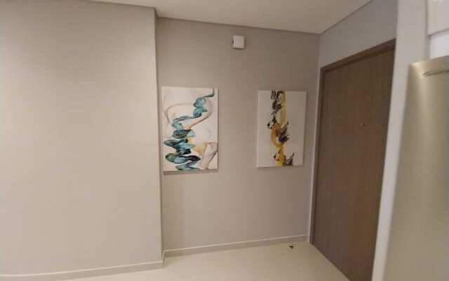 Majestic 3B Apt With Breathtaking View in Downtown